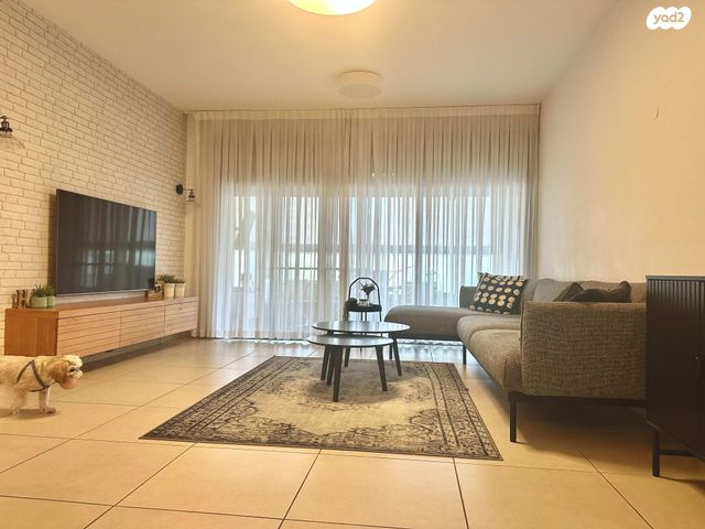 דירה, אבנר בן נר 6, סביוני נצר סירני, נס ציונה