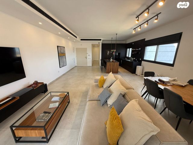 הרב אבא אבוחצירה 31