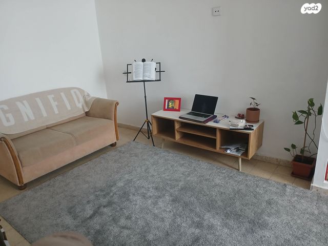 דירה, ישראל אהרוני 8, א' / צפון מזרח העיר, רחובות