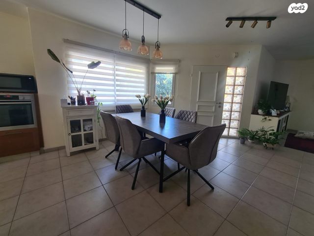 בית פרטי/ קוטג', יהלום 1, פרחי הדר, פרדס חנה כרכור