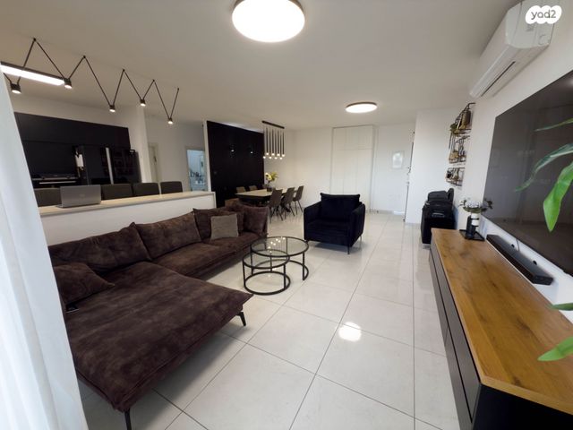 דירה, בני ישראל 8, דרום עפולה, עפולה