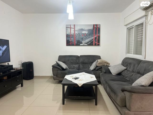 דירת גן, מאיר גרשון 41, פסגת זאב, ירושלים