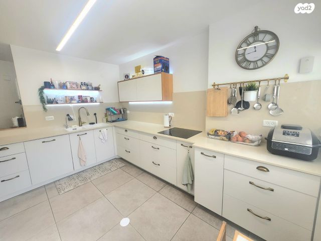 דירה, כינרת 43, רובע י"א, אשדוד