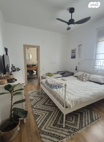 בית פרטי/ קוטג', האלה 1, סלעית