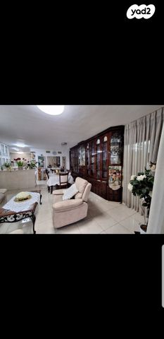 דירה, הרב ש. שאולזון 30, הר נוף, ירושלים