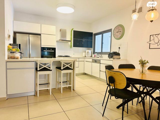 דירה, אבנר בן נר 6, סביוני נצר סירני, נס ציונה