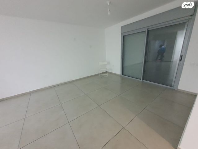 דירה, רבי נחמן מאומן 16, השחר, דימונה