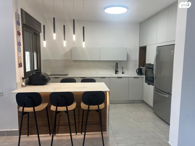 אהרון הכהן 12