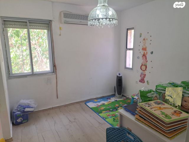 דירה, הגיבורים 8, שיכון ב, טבריה