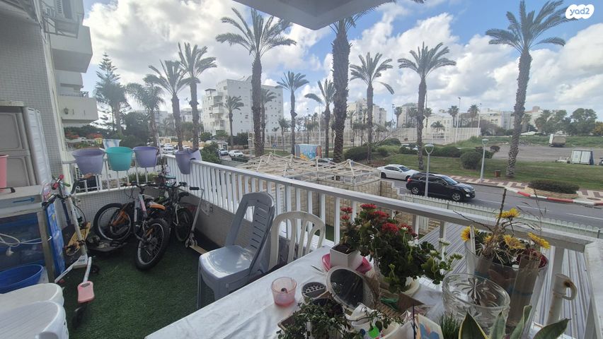 דירה, השקד 27, עין שרה, נהריה