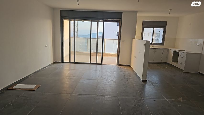 דירה, יצחק בן צבי 6, שיכון ד, טבריה