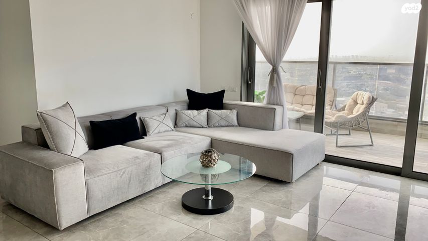 דירה, יצחק שדה 8, דרום מערב ותיק, בת ים