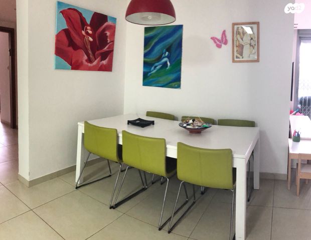 דירה, זלמן שז"ר 10, נווה גנים, קרית מוצקין