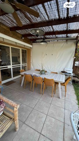 דו משפחתי, חצב 84, בת חפר, בת חפר