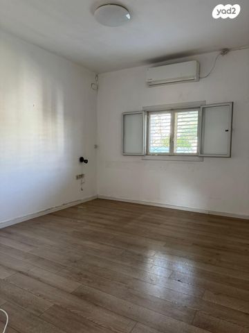 דירה, רכב ישראל 10, נווה עמל, הרצליה