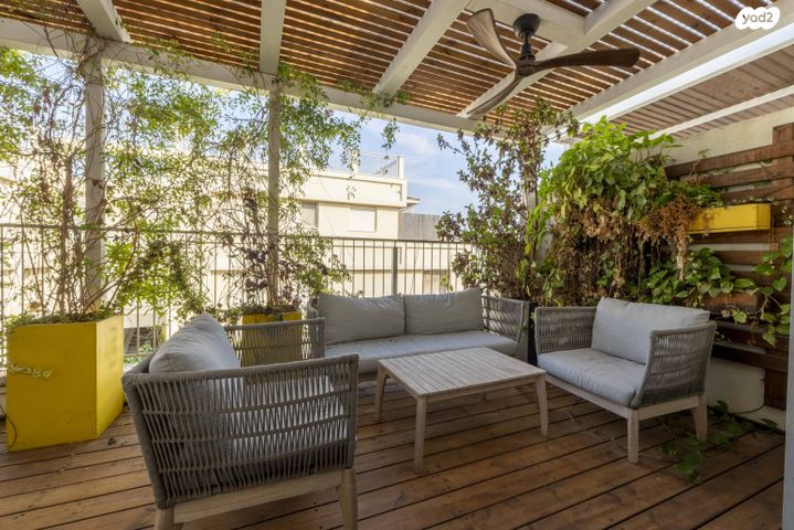 גג/ פנטהאוז, הנוטע 22, שכונה 8, תל מונד