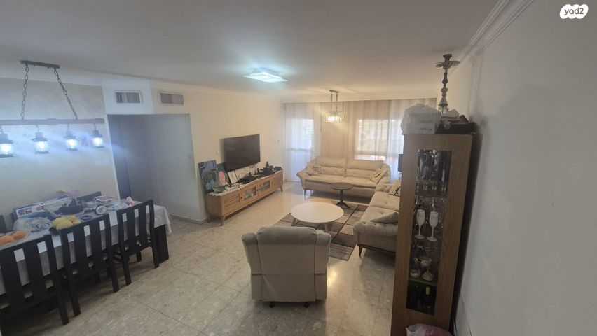 דירה, השקד 27, עין שרה, נהריה