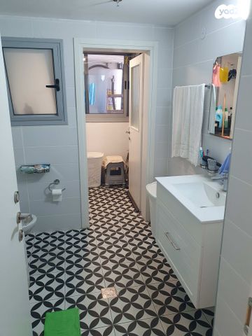 דירה, תורה ועבודה 4, בית וגן, ירושלים