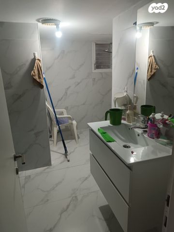 יעקב קינמון 12