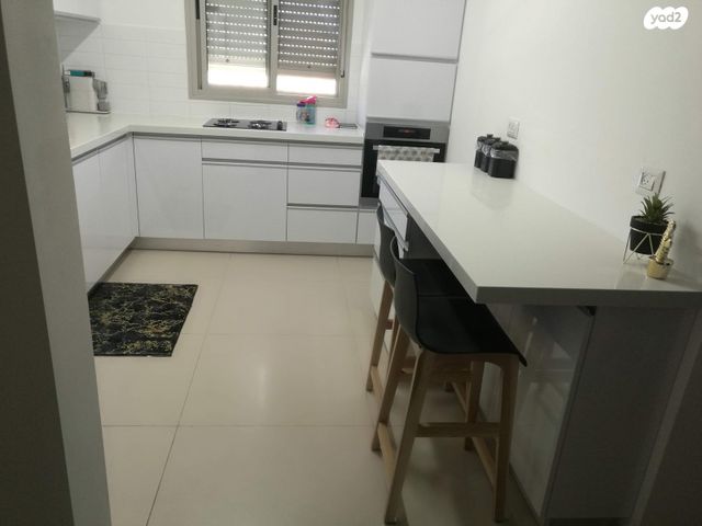 שדרות עמק חפר 9