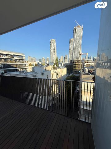 דירה, רמז 14, הצפון החדש - כיכר המדינה, תל אביב יפו