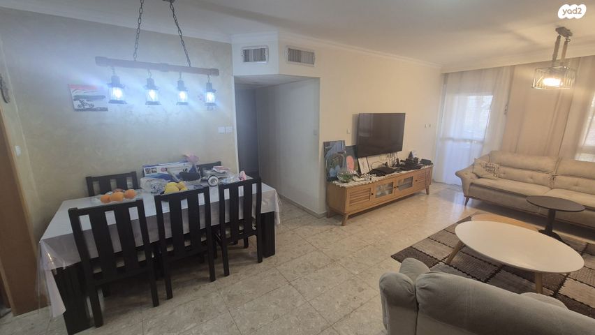 דירה, השקד 27, עין שרה, נהריה