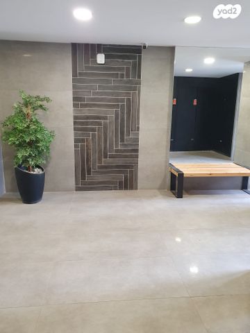 דירה, יאנוש קורצ'אק 21, קיראון, קרית אונו