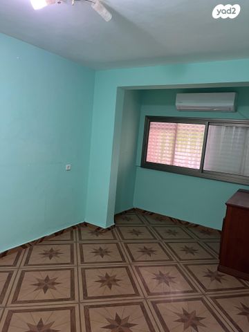 דירה, השופטים 39, אחוזת כנרת, טבריה