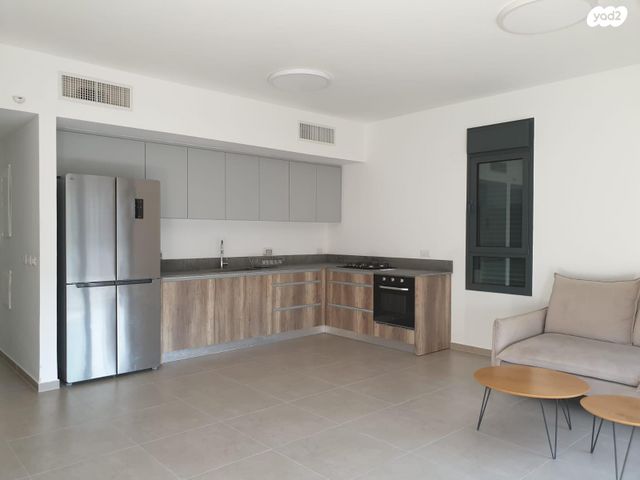 דירה, שדרות ירושלים 135, מכללת תל אביב יפו, דקר, תל אביב יפו