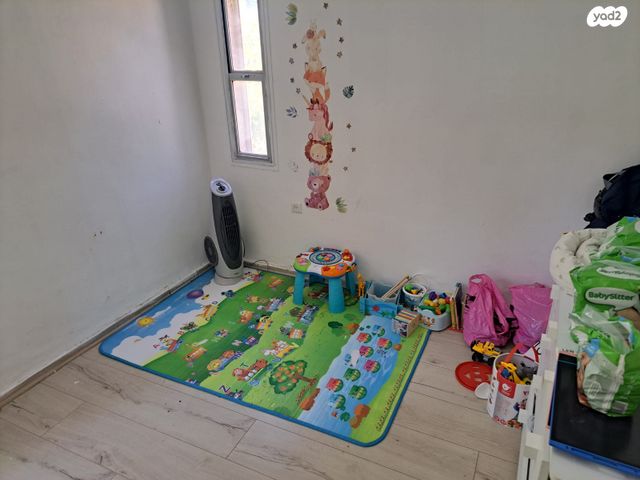 דירה, הגיבורים 8, שיכון ב, טבריה