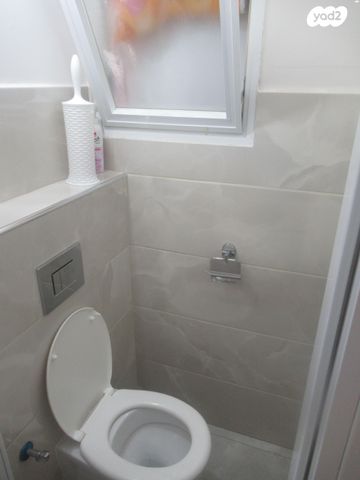 דירה, שדרות גת 213, הקוממיות, קרית גת