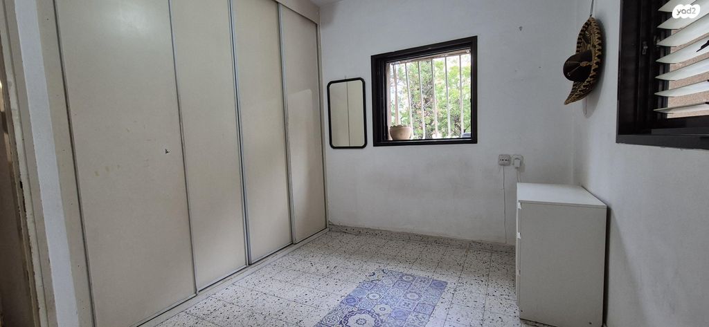 דירה, צפת 5, קרית שרת מערב, חולון