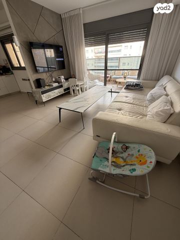 דירה, אגם 13, נשר, ערד