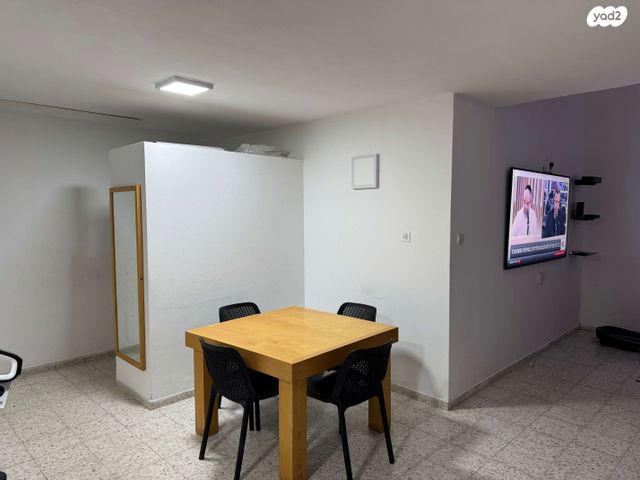 דירה, האלון 40, רמות יצחק, נשר