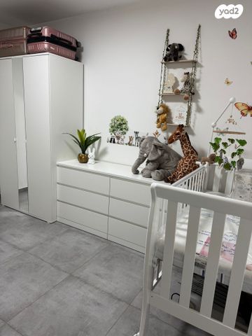 יחידת דיור, מבצע דני 6, רובע ג', אריאל