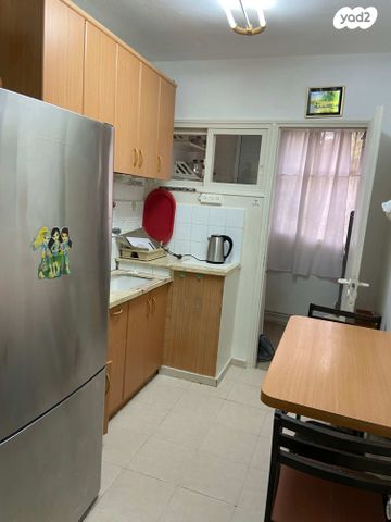 קיבוץ גלויות 61