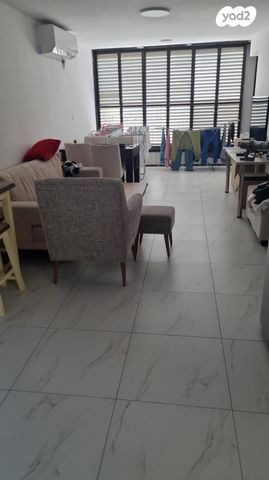 דירה, ד"ר אברהם אליהו הרכבי 3, תל חיים, תל אביב יפו