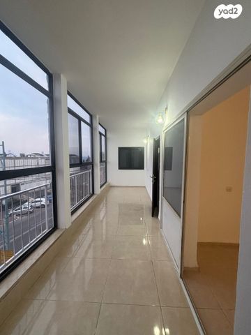 שדרות אליהו גולומב 34