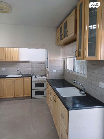 דירה, הדס 3, רכסים, רכסים