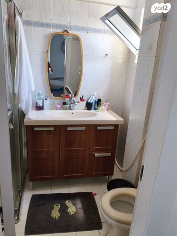 אוסקר שינדלר 8