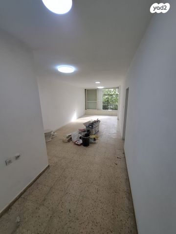 דירה, רוטשילד 12, רוטשילד עצמאות, בת ים