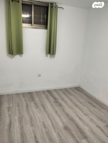 דו משפחתי, לופבן 7, עלייה, כפר סבא