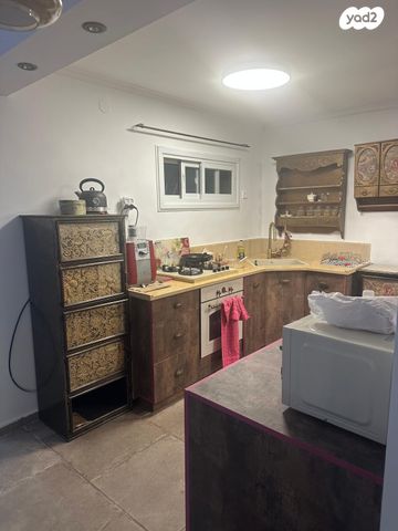 דירה, רבי צדוק 11, קטמונים, ירושלים