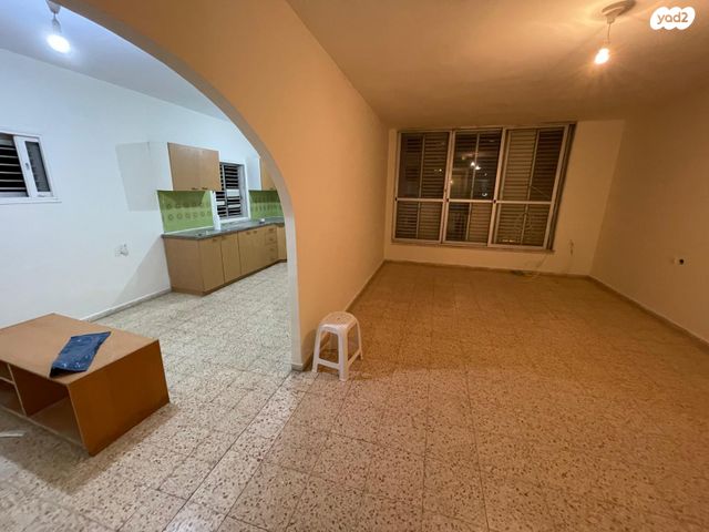 דירה, חנקין 10, מגדיאל, הוד השרון