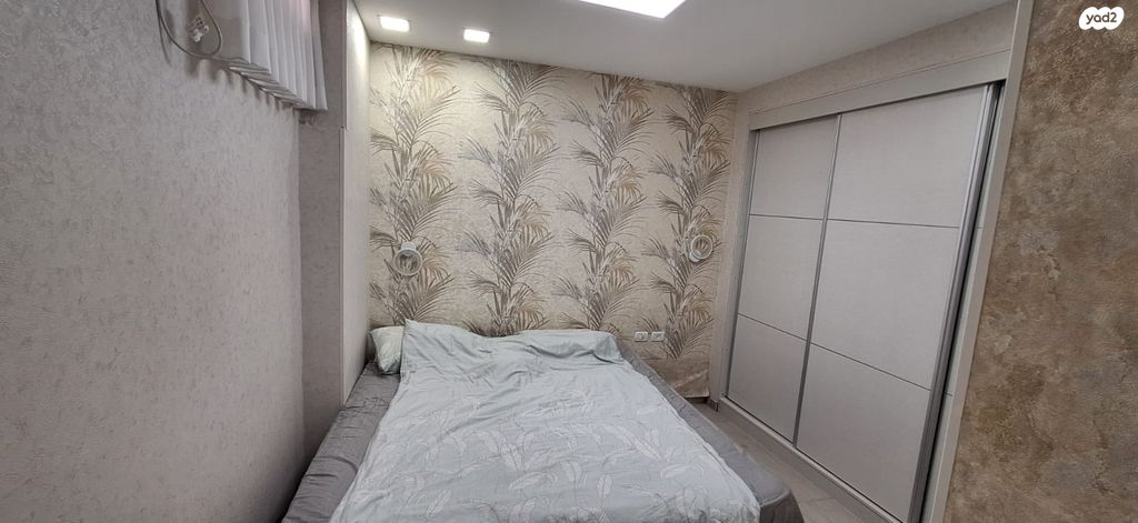 דירת גן, הרב ולנשטיין 1, רמות, ירושלים