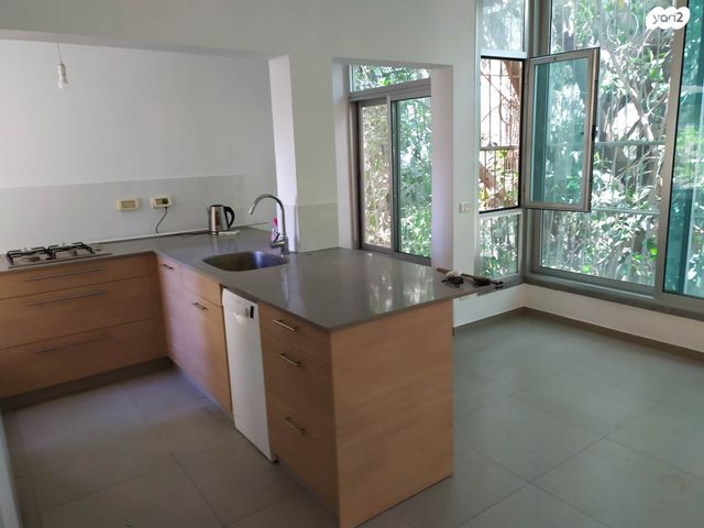 דירה, לסקוב 10, גני שרונה, קרית הממשלה, תל אביב יפו