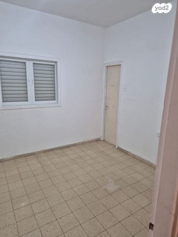 דירה, נפתלי הלל 4, אברמוביץ', ראשון לציון