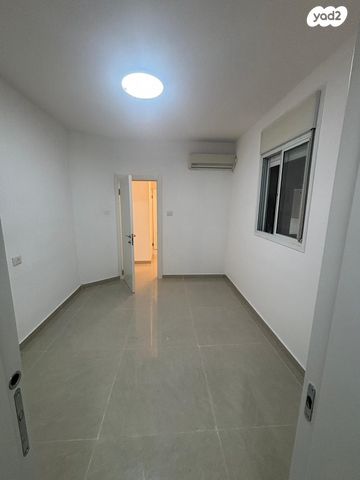 מבוא אלקלעי 7