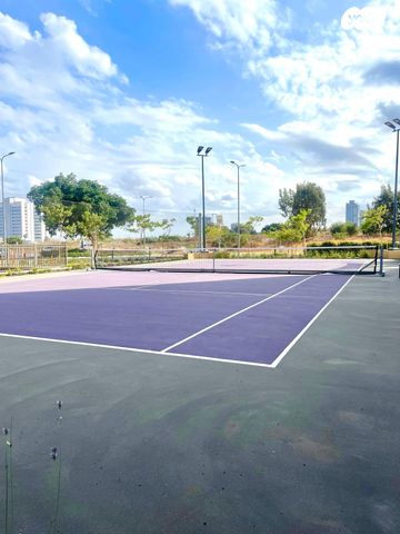 גג/ פנטהאוז, אמנון ליפקין שחק 1, נוף הטיילת, נתניה