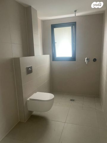 דירה, יצחק שמיר 17, רמת הדר, גבעת שמואל